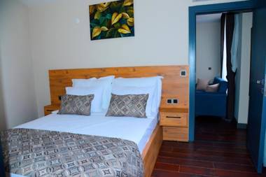 City Moonlight Apart Hotel