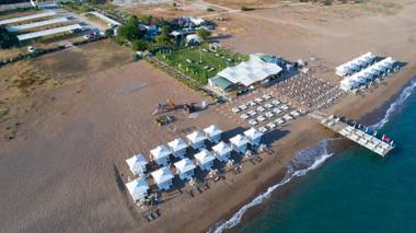 Dionisus Hotel Lara