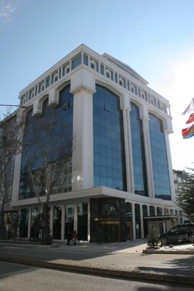 Akar International Hotel