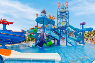 Blue Wave Suite Hotel