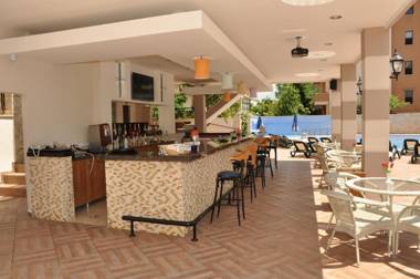 Almera Park Apart Hotel