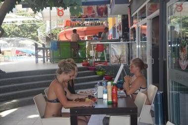 Rose Garden Apart Hotel