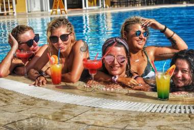 Select Suit & Apart Hotel