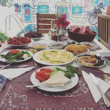 Alacati Asmali Konak Hotel