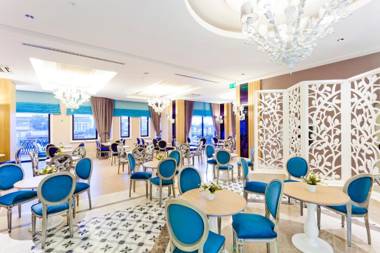 Villa Side Residence