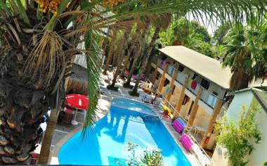 Tropic Hotel