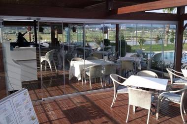 Babylon De Lux 2 bed duplex home close to everything with wonderful views