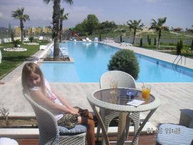 Luxury 2 bed private home close to the beach on a secure community