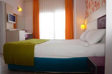 Side Win Hotel & Spa