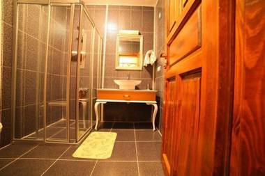 Nemrut Kervansaray Hotel