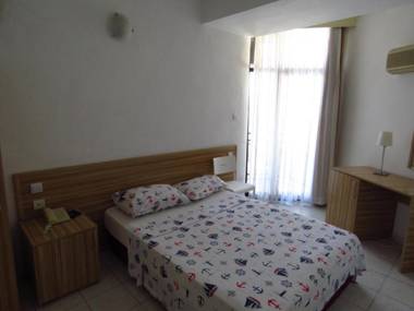 Hotel Status - Bed & Breakfast