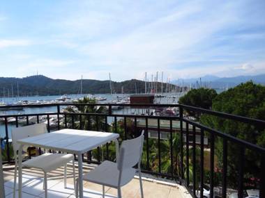 Hotel Status - Bed & Breakfast