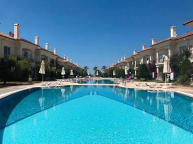 Sunset Beach Resort Aqua Lettings