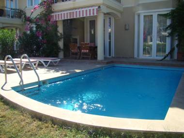 Sunset Beach Resort Aqua Lettings