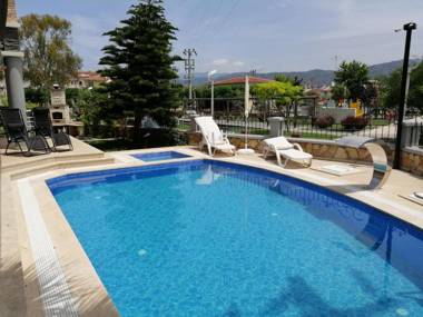 Lighthouse Lilia Villas