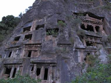 Lighthouse Natalia Aparts