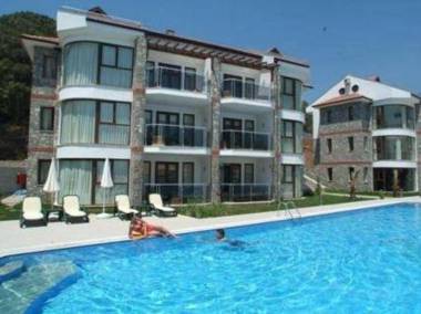 GOLDEN LIFE HEIGHTS DELUXE SUIT HOTEL-NEW