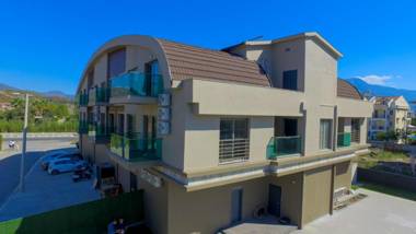 Mykonut Erna Apart Hotel