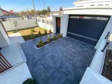 Room in Villa - Cheerfull Brand New 4 Bedrooms Villa with Pool