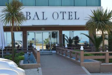 Bal Hotel