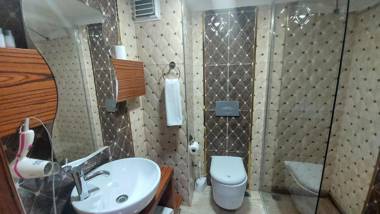 Adalı Hotel & Suites