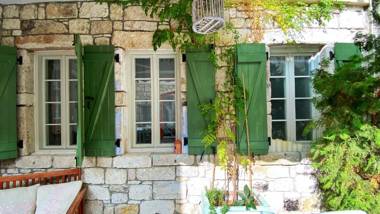 Oberj d'Azur Alacatı