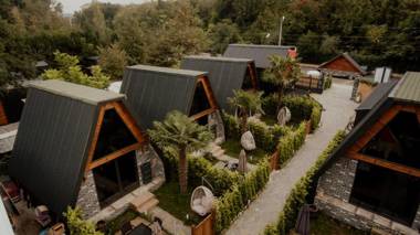 SAPANCA KIYI BUNGALOV&CAFE