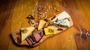 Millstone Cave Suites Hotel