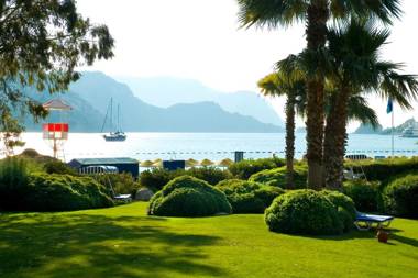 Marti La Perla - Adult Only+16