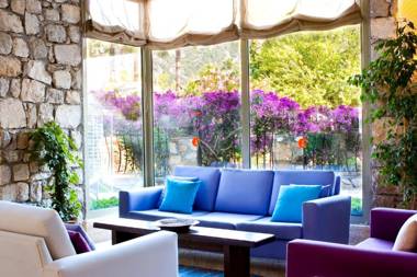 Marti La Perla - Adult Only+16