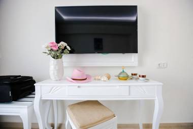 Princess Kinli Suites Hotel