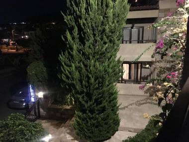 Villanaz Apart Hotel