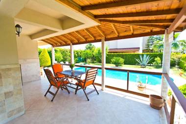 Paradise Town Villa ART
