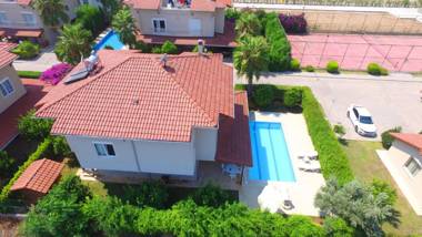 Paradise Town Villa Hazel