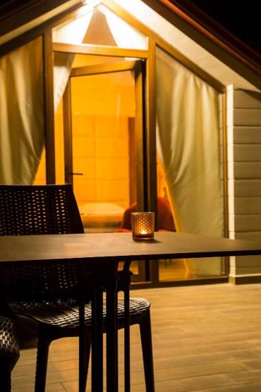 Maxuite Hotel in Home