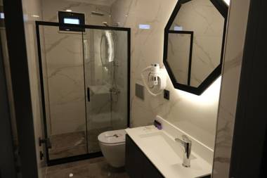 The Pearl Airport Hotel