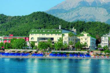 L'ancora Beach Hotel