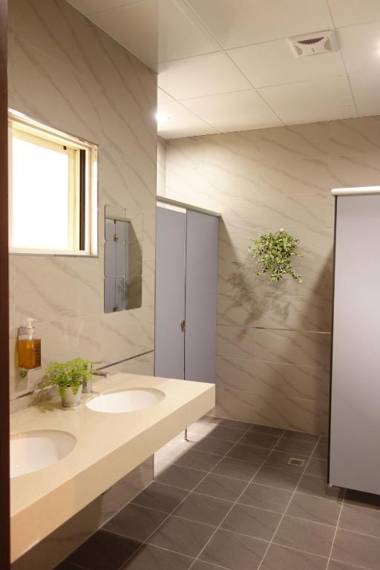 Douzi Hotel-Xpark. Gloria Outlets. Taoyuan MRT