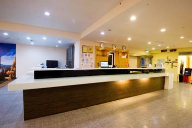 Ximen Holiday Fun Hotel
