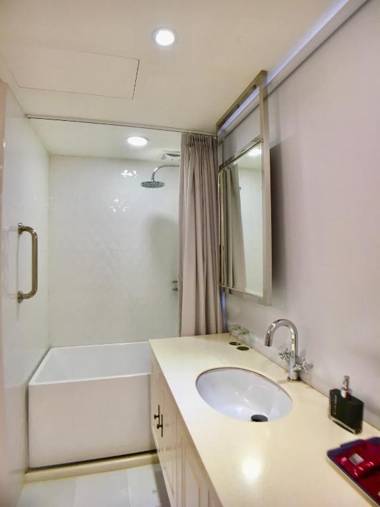 Royal Rose Hotel Linsen