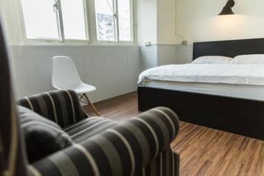 Mr. Lobster’s Secret Den design hostel