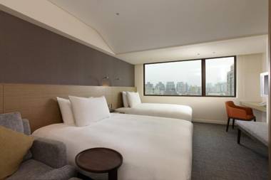 Royal Inn Taipei Linsen - Huashan 1914 Creative Park