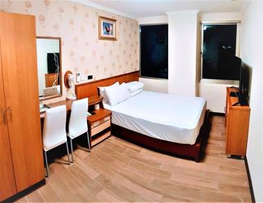 New May Flower Hotel