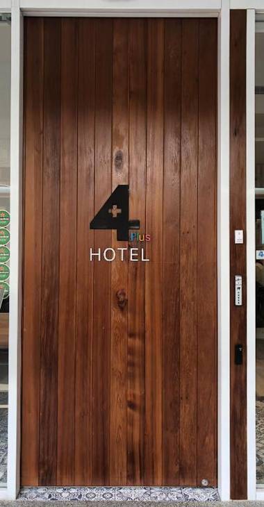 4Plus Hostel