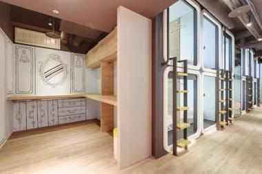 Taiwan Youth Hostel & Capsule Hotel