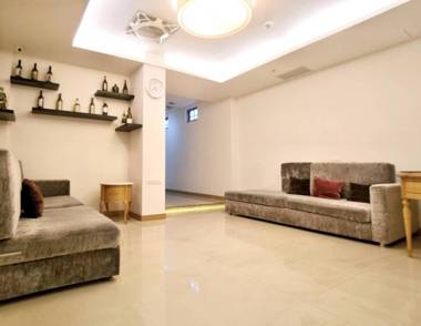 Shihlin Service Apartment