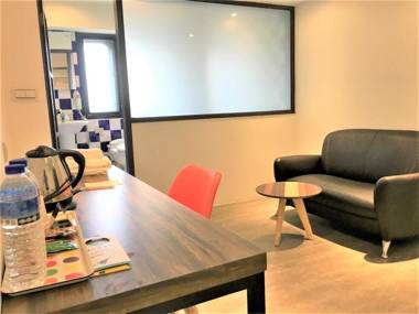 Art House Double Room-Pop Art