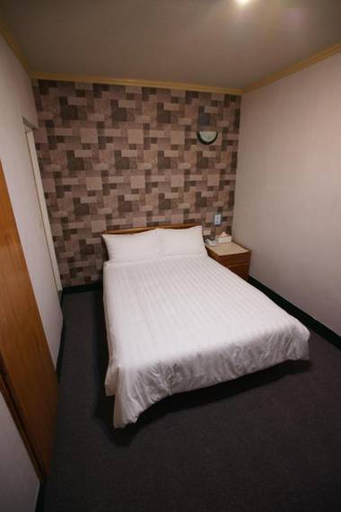 Rich Zone Hotel 防疫旅館