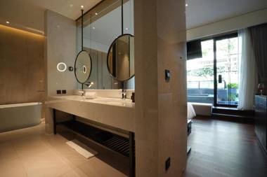 Hotel Mvsa+Michelin 2 Starred Molino de Urdàniz