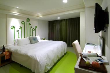 KIWI-Taichung Station Branch 1